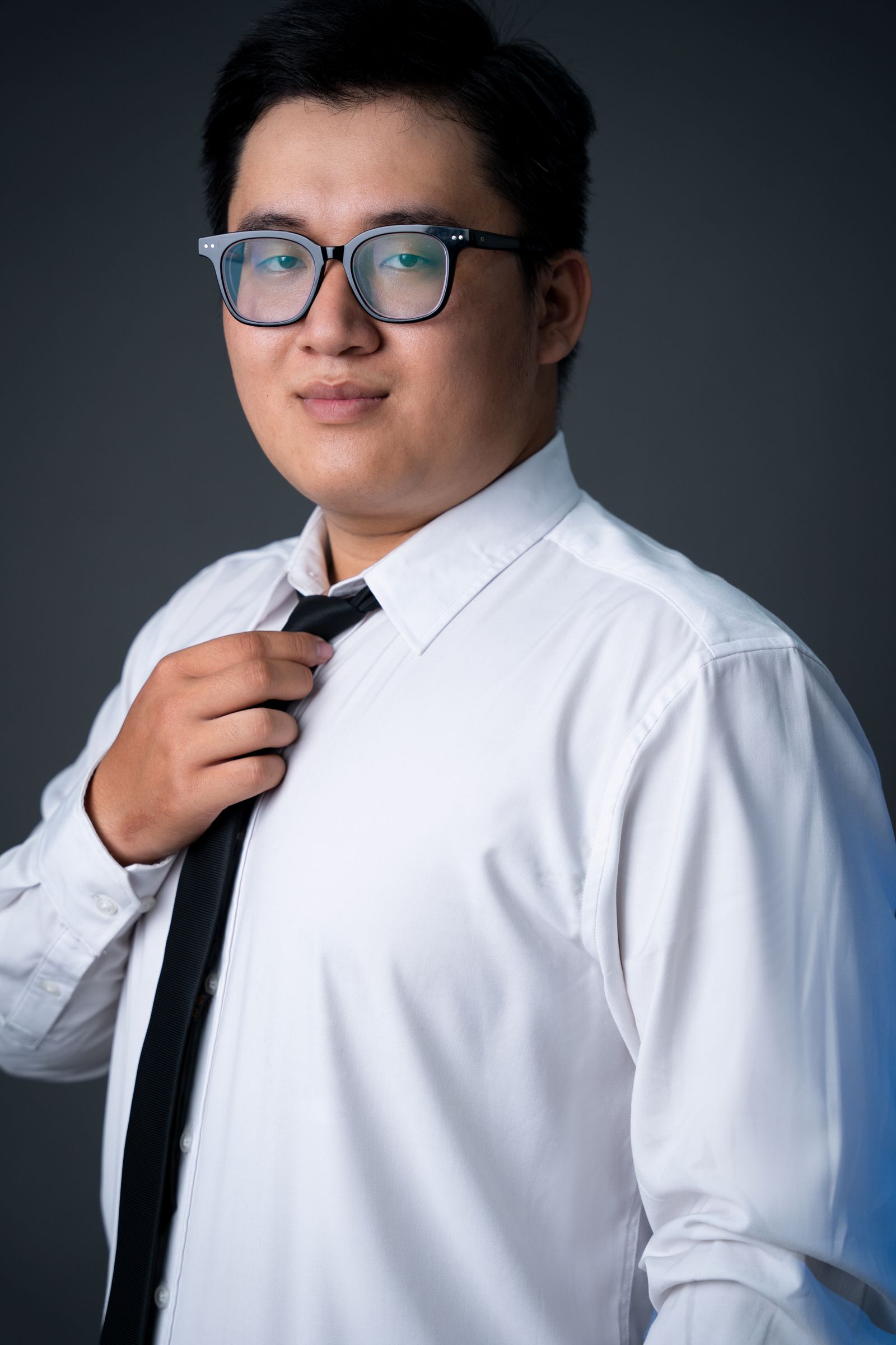 Hector Villalobos, Warehouse and asset manager